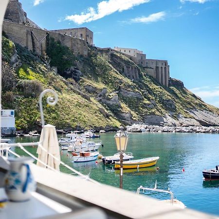 Вилла Casa Cinzia In Marina Di Corricella Прочида Экстерьер фото